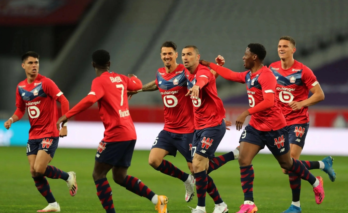 英超直播免费观看在线_(英超直播免费观看在线绿茵网)  第2张