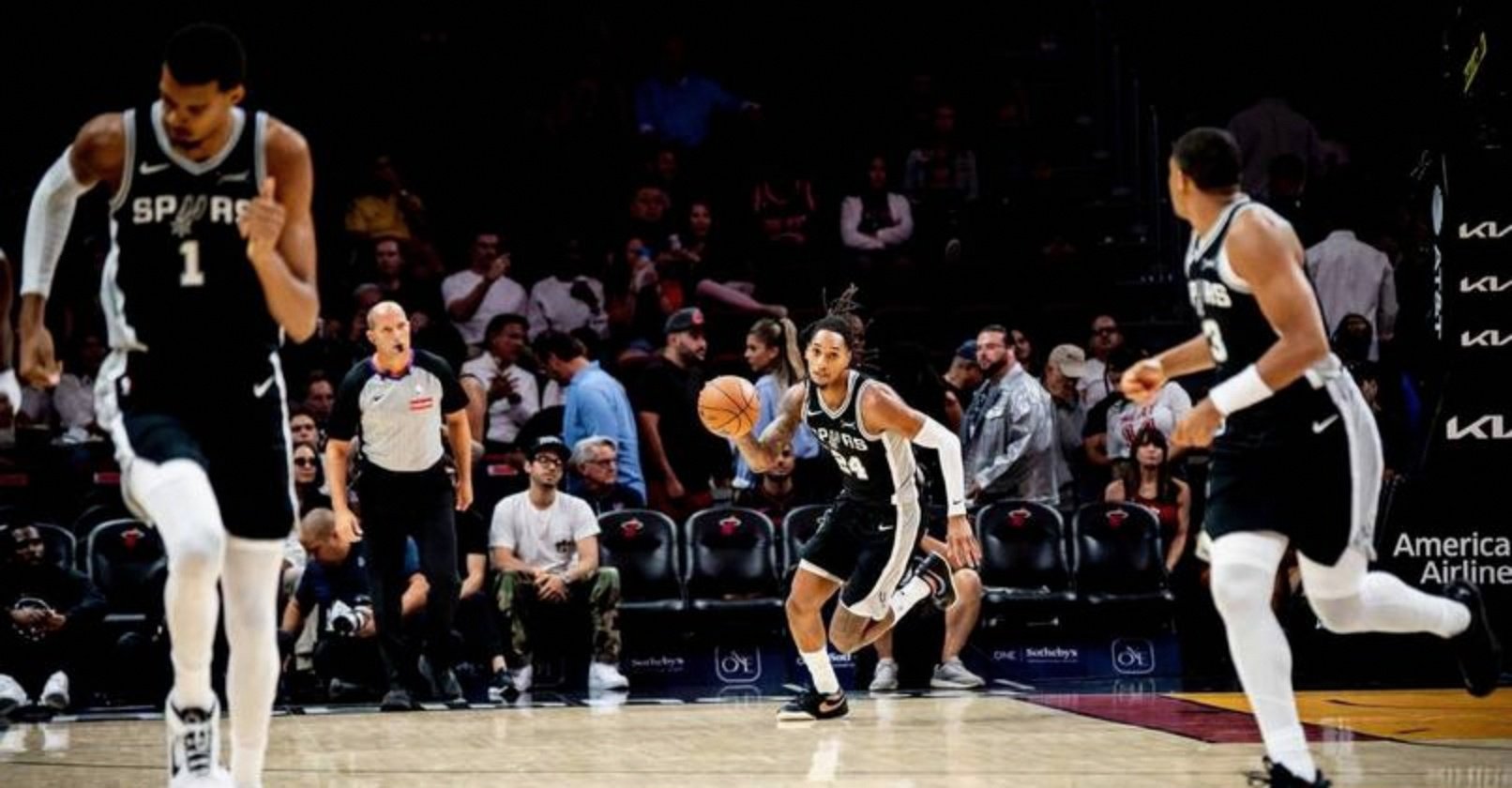 包含nba回放录像回看步行者与马刺的词条