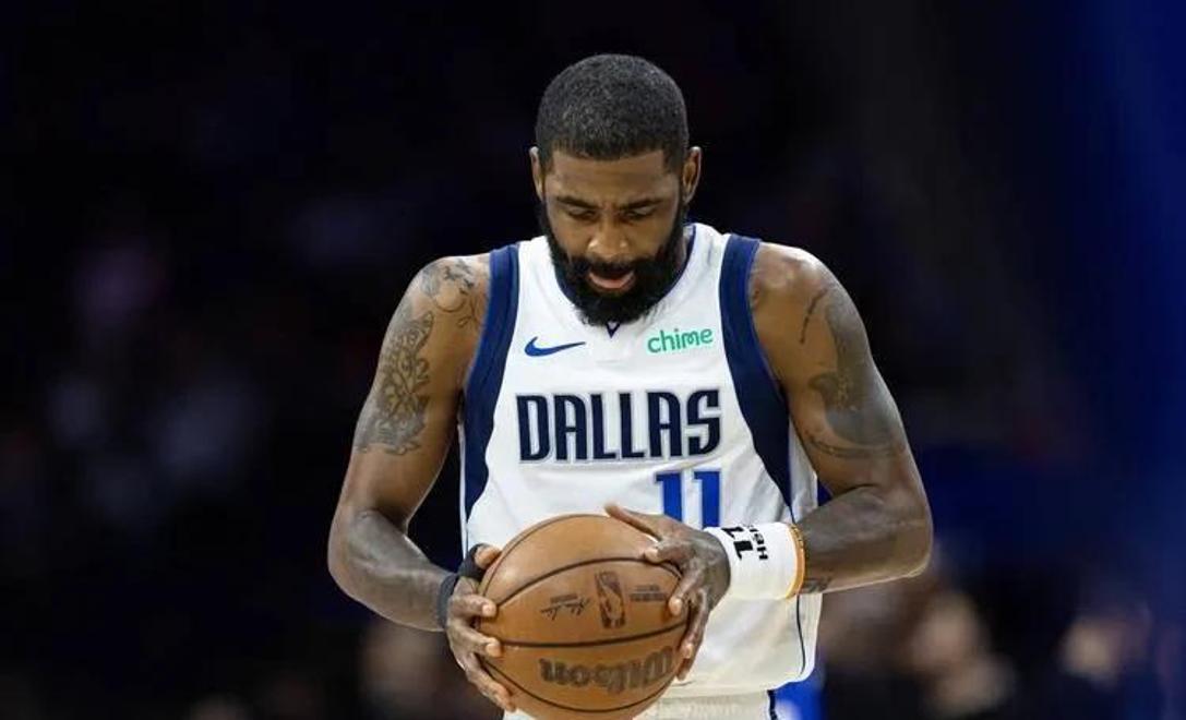 关于快船明日客战独行侠伦纳德因伤将连续6场缺阵的信息