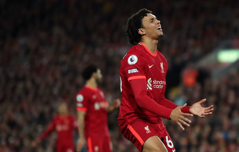 包含Whoscored评英超首轮最佳阵范戴克在列热刺三人入选的词条  第1张