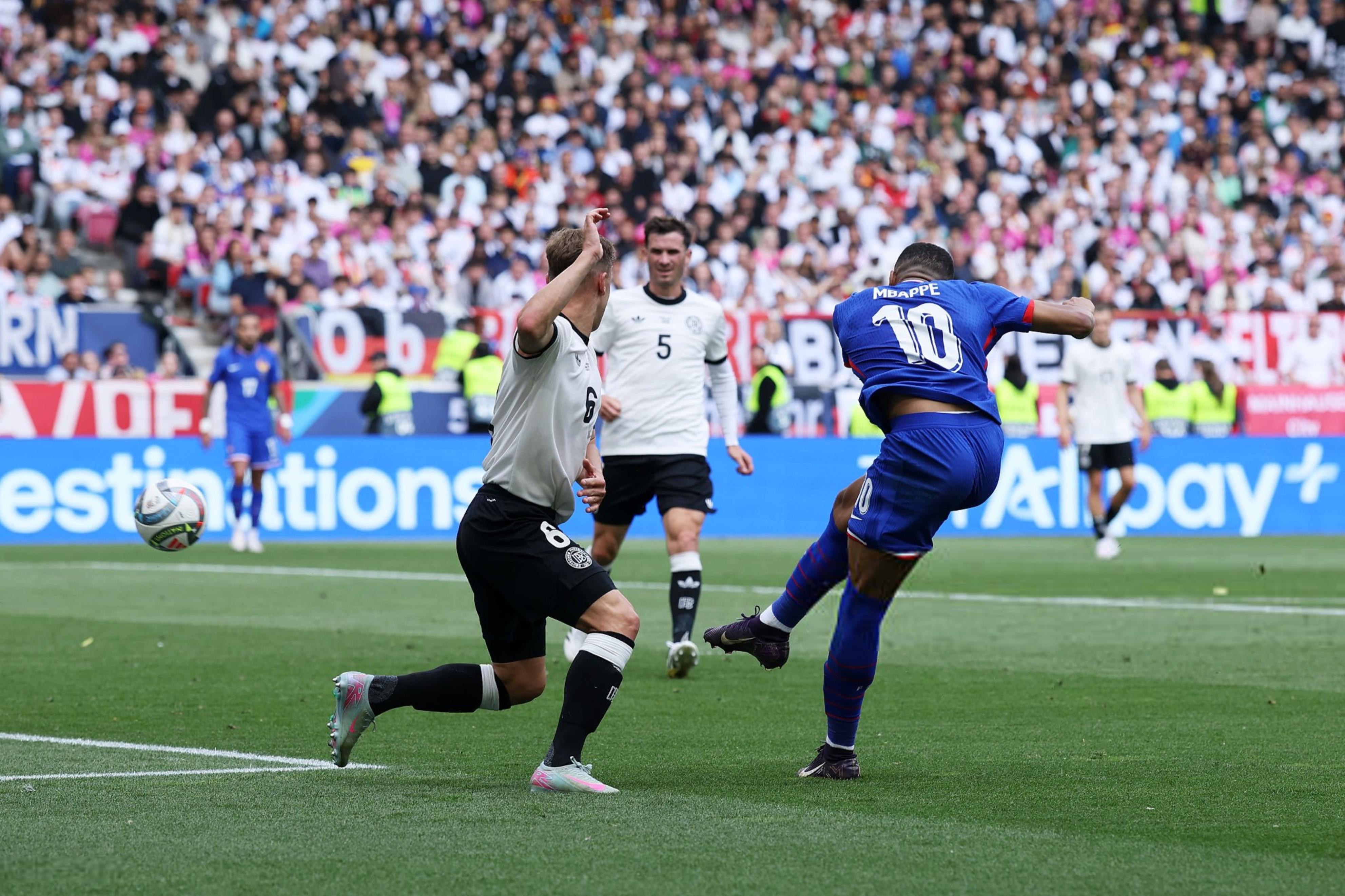 关于达成职业生涯400球球员年龄具体排名榜姆巴佩成最年轻球员的信息 第1张 关于达成职业生涯400球球员年龄具体排名榜姆巴佩成最年轻球员的信息 第1张