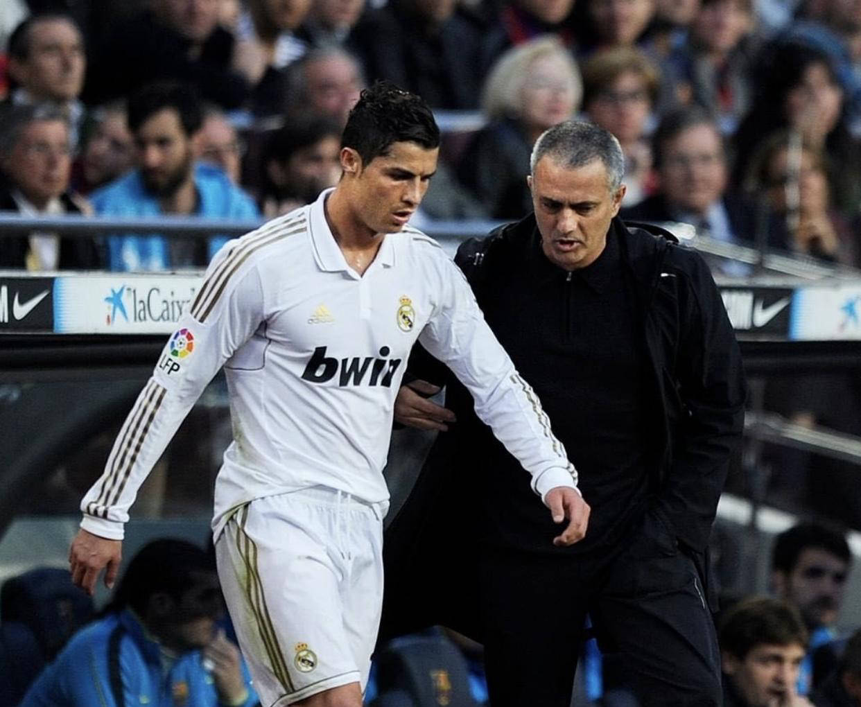 曝穆里尼奥希望重返英超葡萄牙教练遭费内巴切解雇的简单介绍 第2张 曝穆里尼奥希望重返英超葡萄牙教练遭费内巴切解雇的简单介绍 第2张