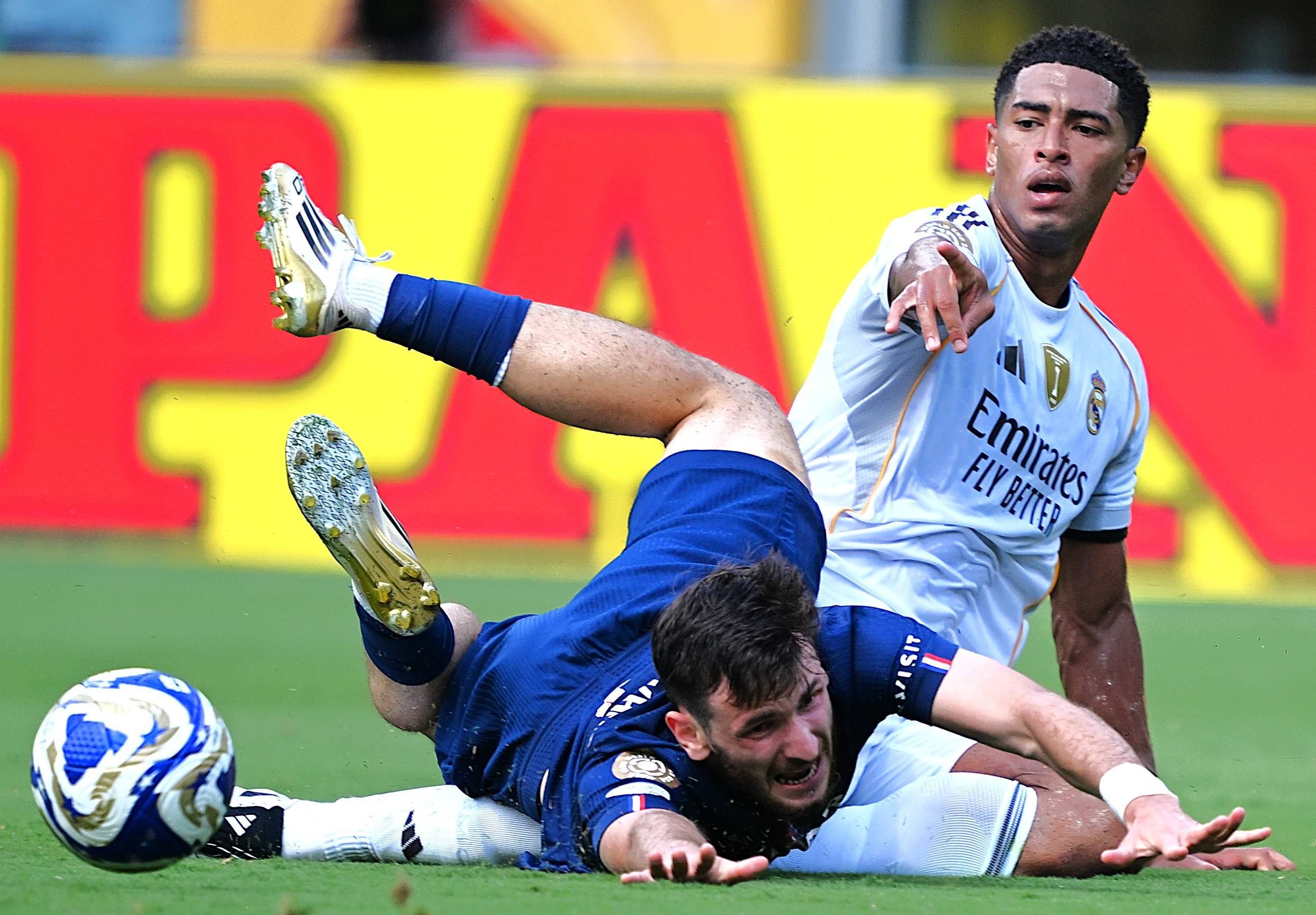 世俱杯巴黎圣日耳曼2-0拜仁晋级四强冲击队史首冠的简单介绍  第1张