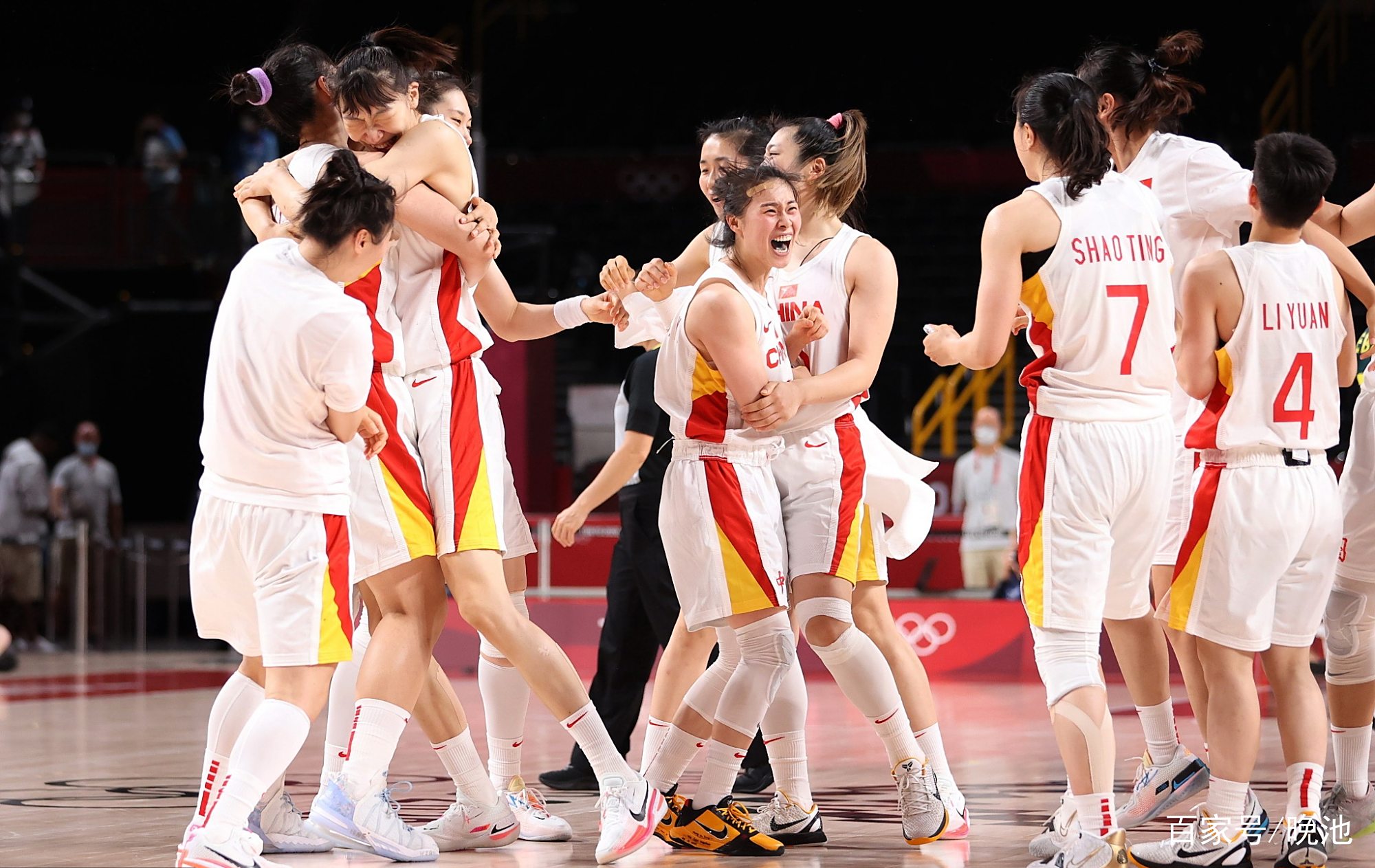 包含匈女联:戈约尔女篮VS采格莱迪女篮的词条  第1张