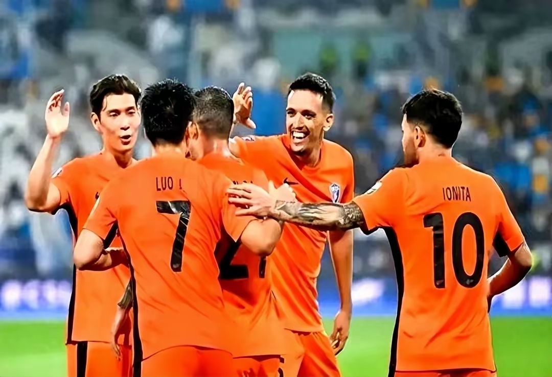 媒体:晋级足协杯四强玉昆还没到顶主场淘汰广州豹的简单介绍 第1张 媒体:晋级足协杯四强玉昆还没到顶主场淘汰广州豹的简单介绍 第1张