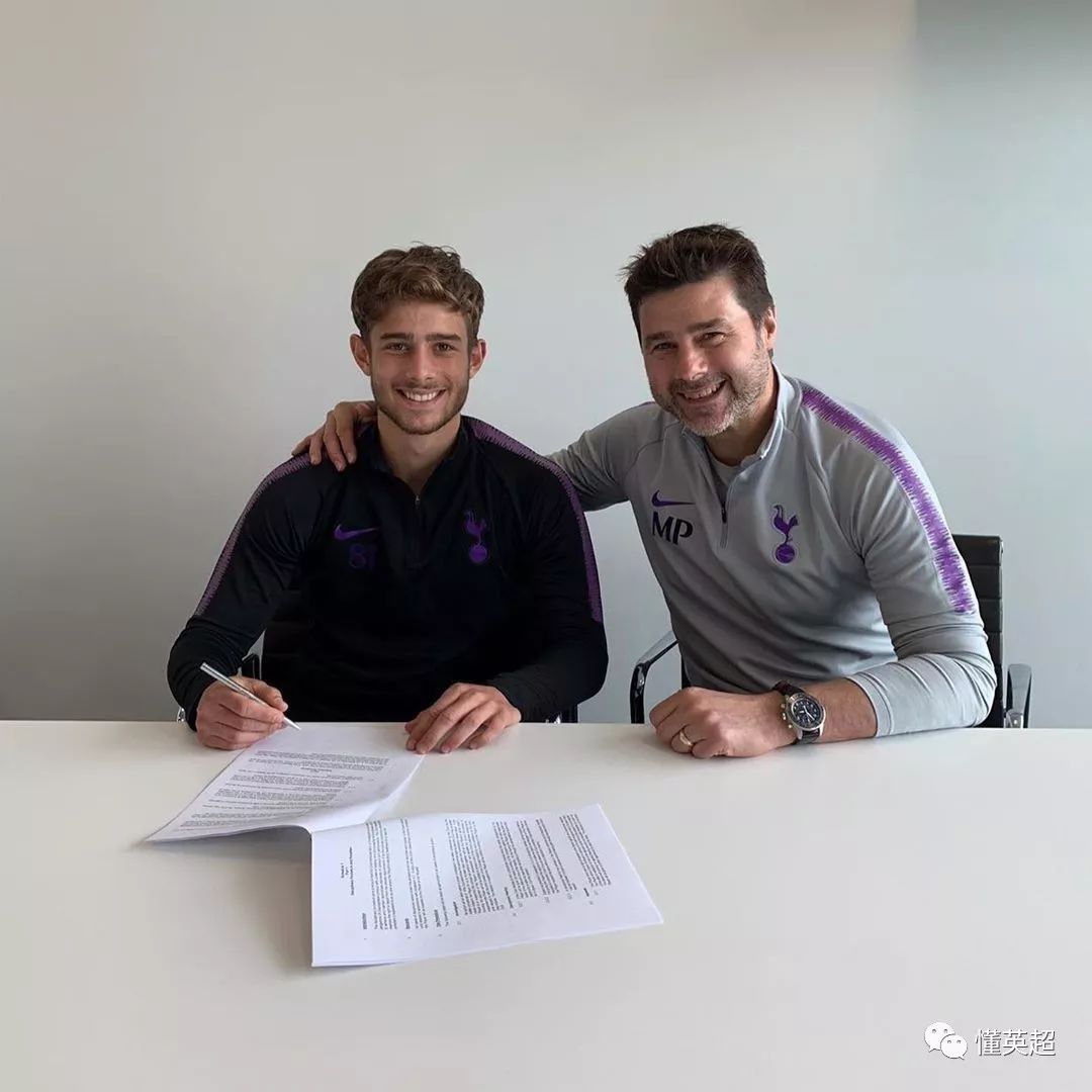 里昂签下克鲁伊维特儿子双方将签下为期五年的合同的简单介绍  第2张