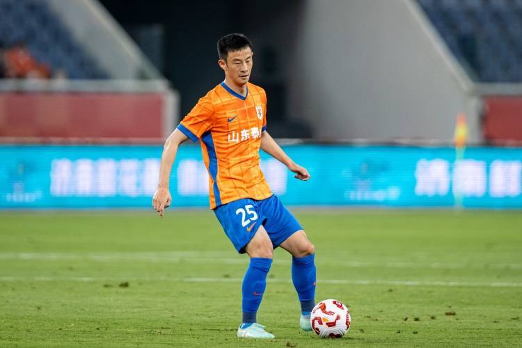 关于记者:阿卜杜肉苏力加盟河南曾效力于山东泰山的信息 第2张 关于记者:阿卜杜肉苏力加盟河南曾效力于山东泰山的信息 第2张