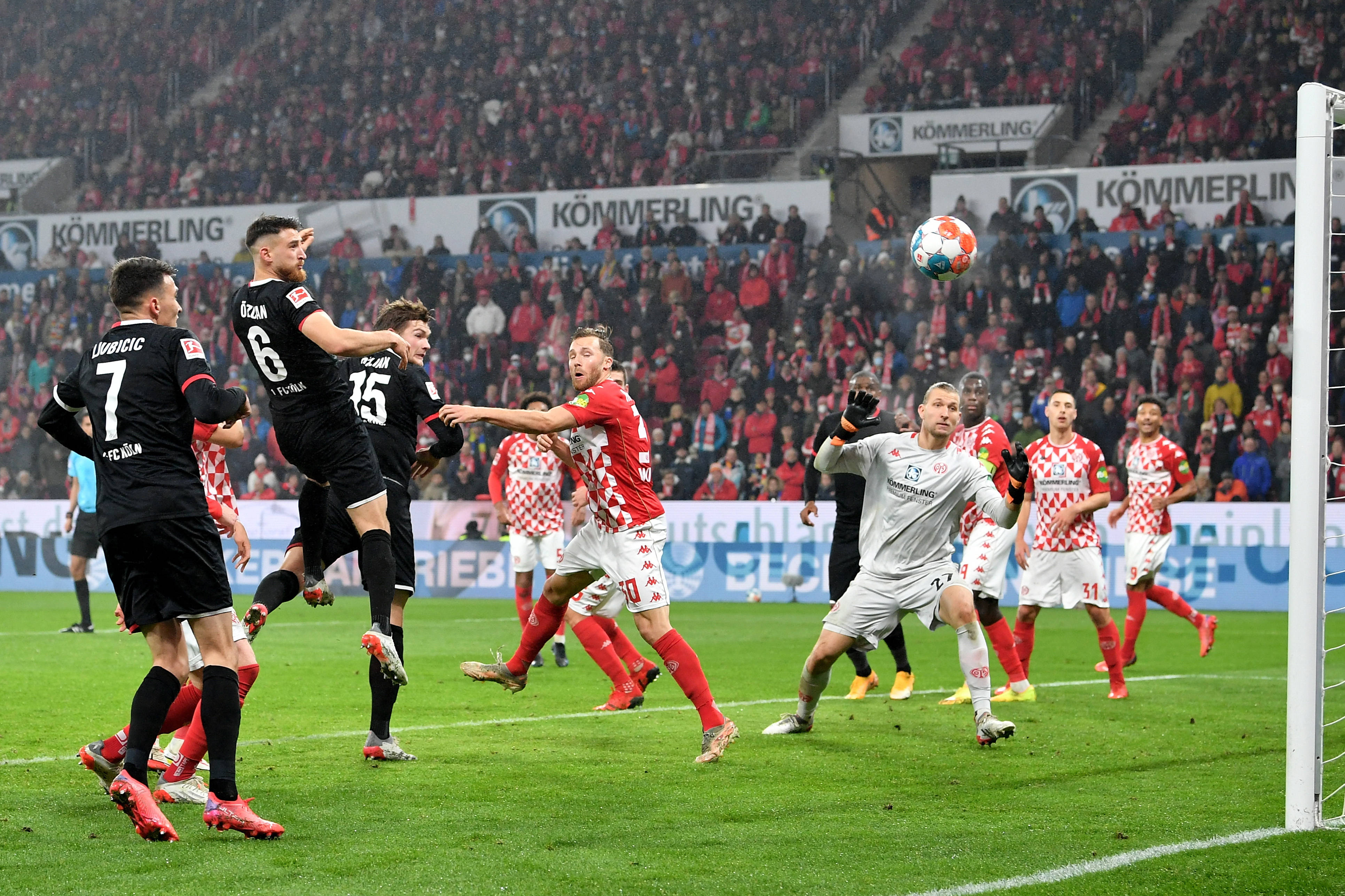 德女联:弗赖堡女篮VS萨尔路易斯女篮的简单介绍  第1张