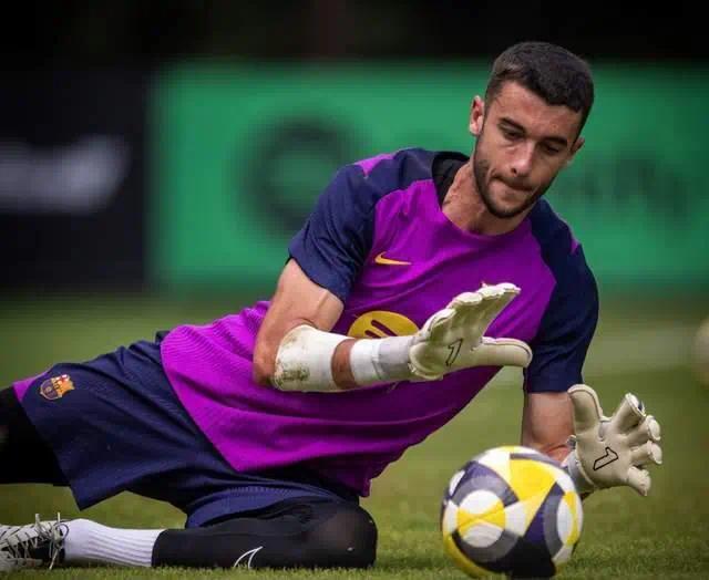 曝马拉西亚租借加盟埃尔切告吹曼联拒绝报价的简单介绍