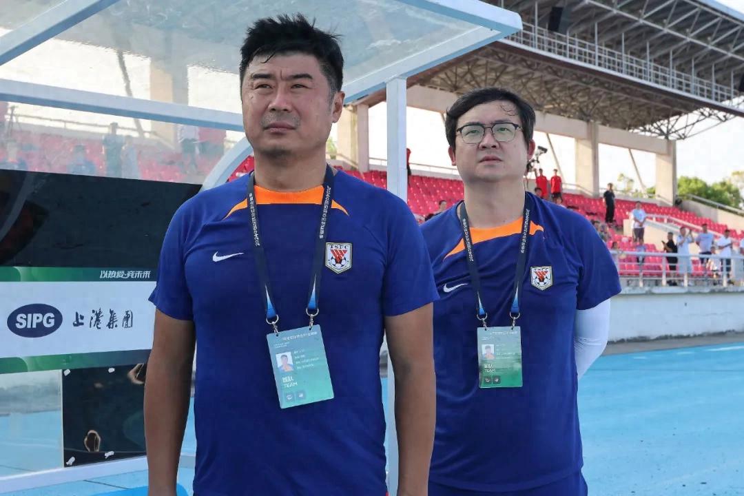 木塔力甫加盟青岛西海岸曾入选U20国足的简单介绍  第1张