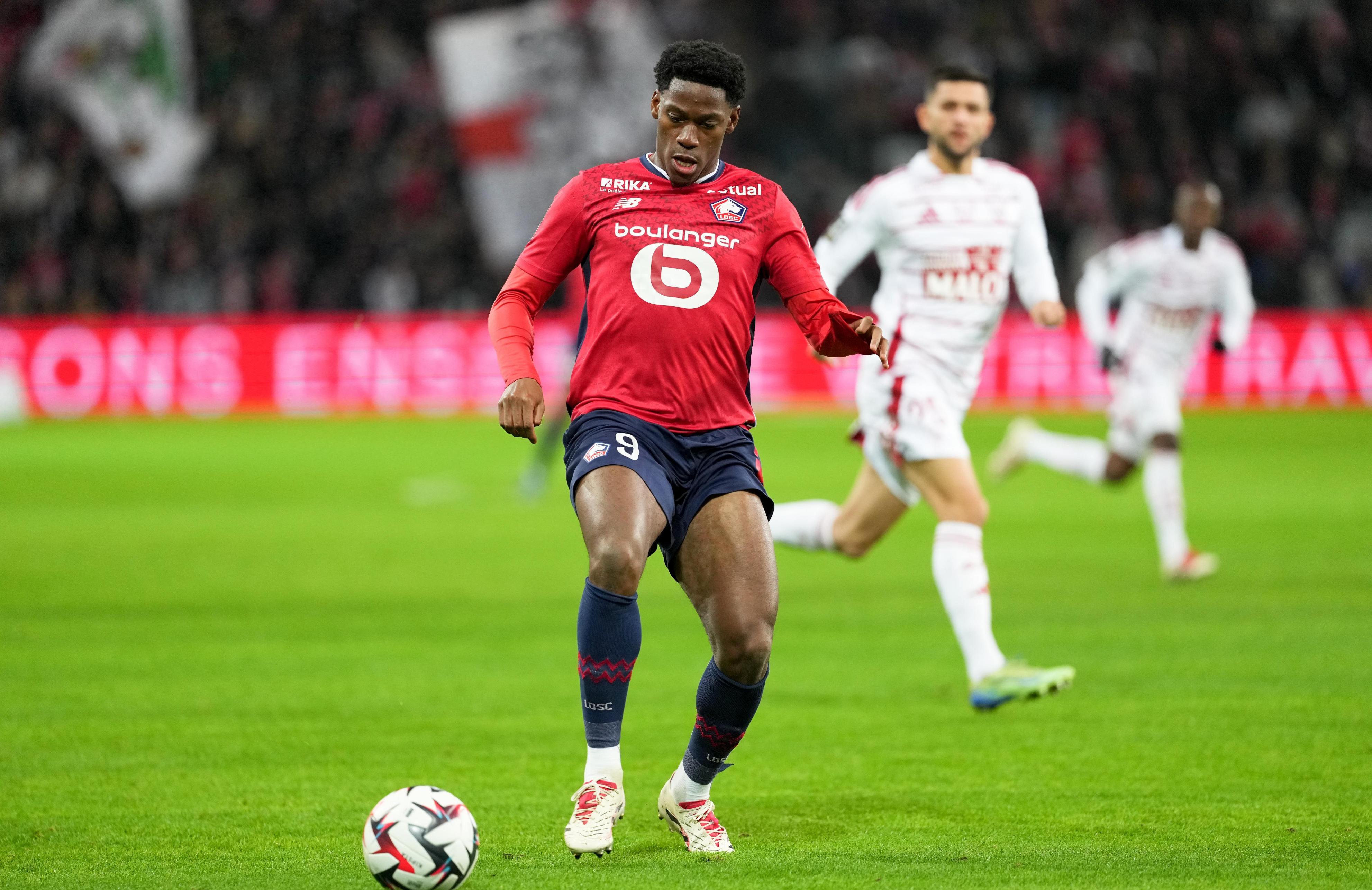 弗拉霍维奇是米兰引援目标霍伊伦总价过高为受限条件的简单介绍  第1张