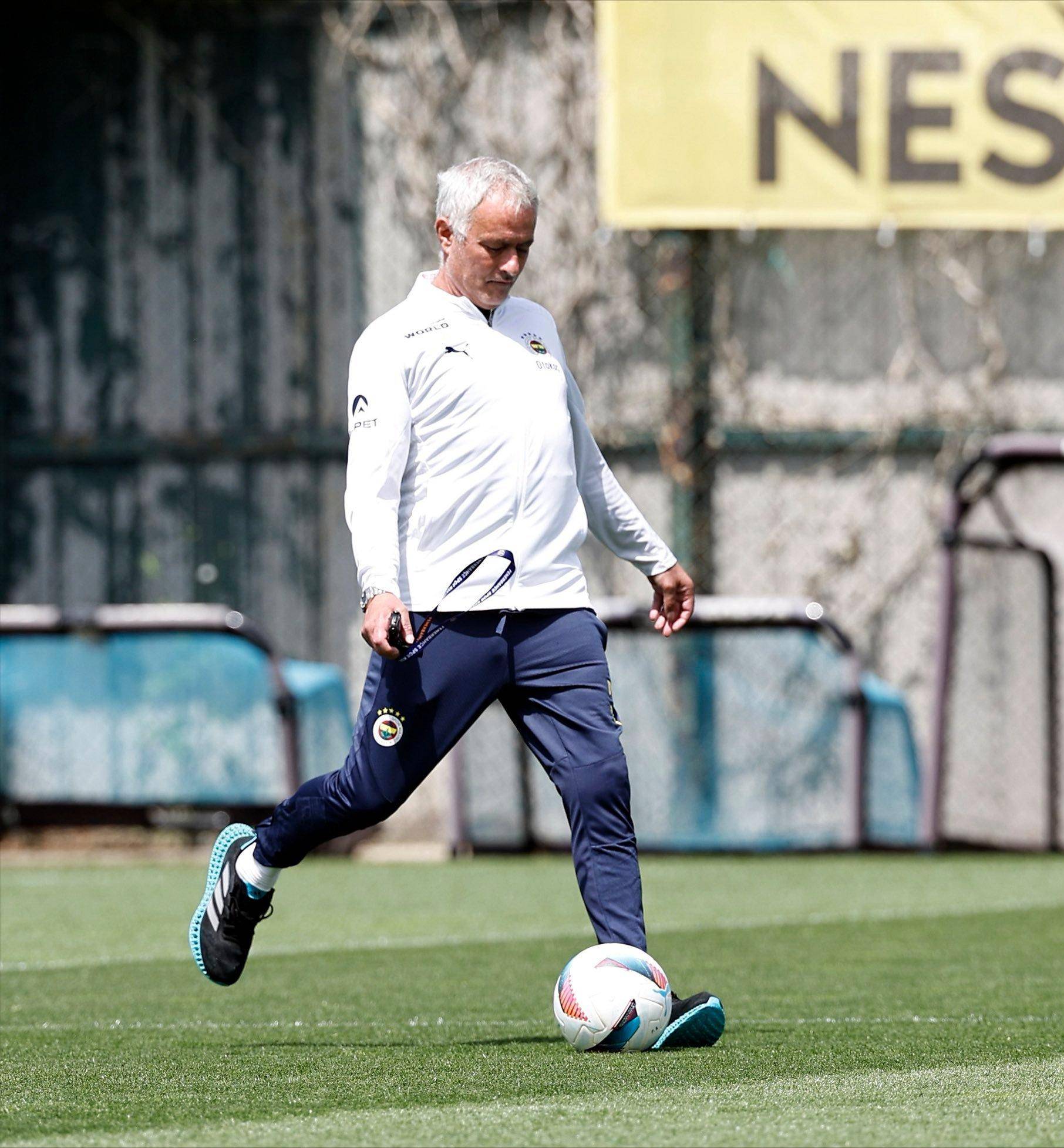 弗拉霍维奇是米兰引援目标霍伊伦总价过高为受限条件的简单介绍  第2张