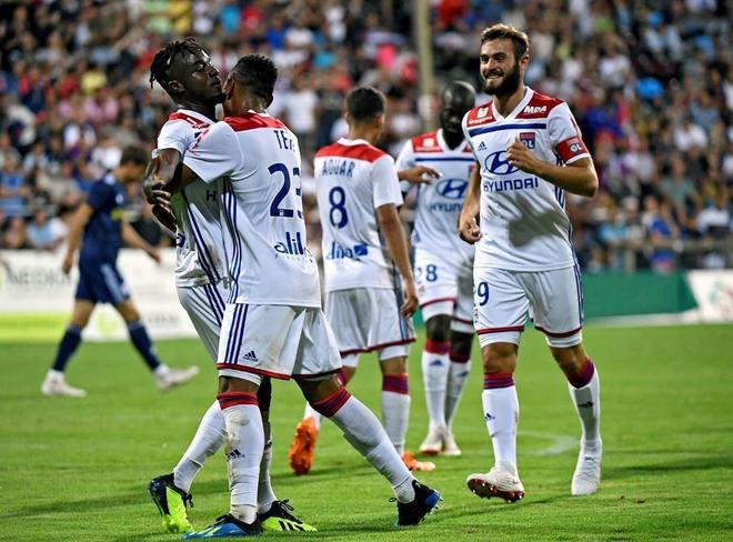 法甲洛里昂1-1巴黎圣日耳曼巴黎继续领跑的简单介绍 第2张 法甲洛里昂1-1巴黎圣日耳曼巴黎继续领跑的简单介绍 第2张