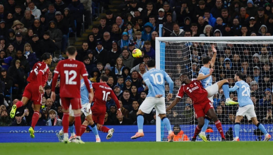 英超裁判公司承认VAR错误涉事裁判遭停哨的简单介绍 第2张 英超裁判公司承认VAR错误涉事裁判遭停哨的简单介绍 第2张