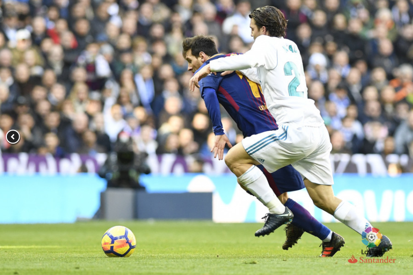 包含西班牙国家德比赛后爆发冲突双方球员互相对峙的词条