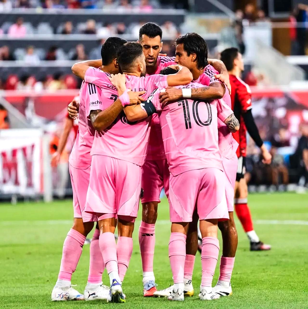 包含美职联球员薪水排名榜:梅西2045万美元最高孙兴慜第2的词条 第1张 包含美职联球员薪水排名榜:梅西2045万美元最高孙兴慜第2的词条 第1张