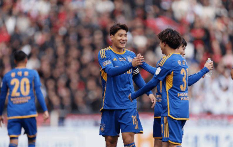 关于韩职联全北现代VS蔚山现代前瞻蔚山现代连续2轮联赛作客不胜的信息 第1张 关于韩职联全北现代VS蔚山现代前瞻蔚山现代连续2轮联赛作客不胜的信息 第1张