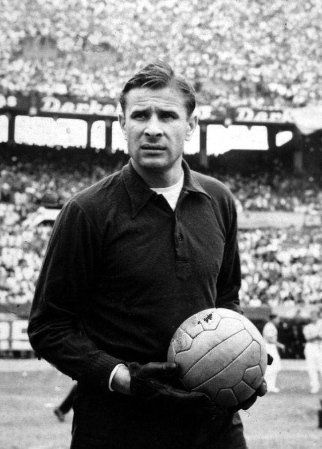 包含足坛历史门将转会费排名凯帕居首舍瓦利耶跻身前五的词条  第2张