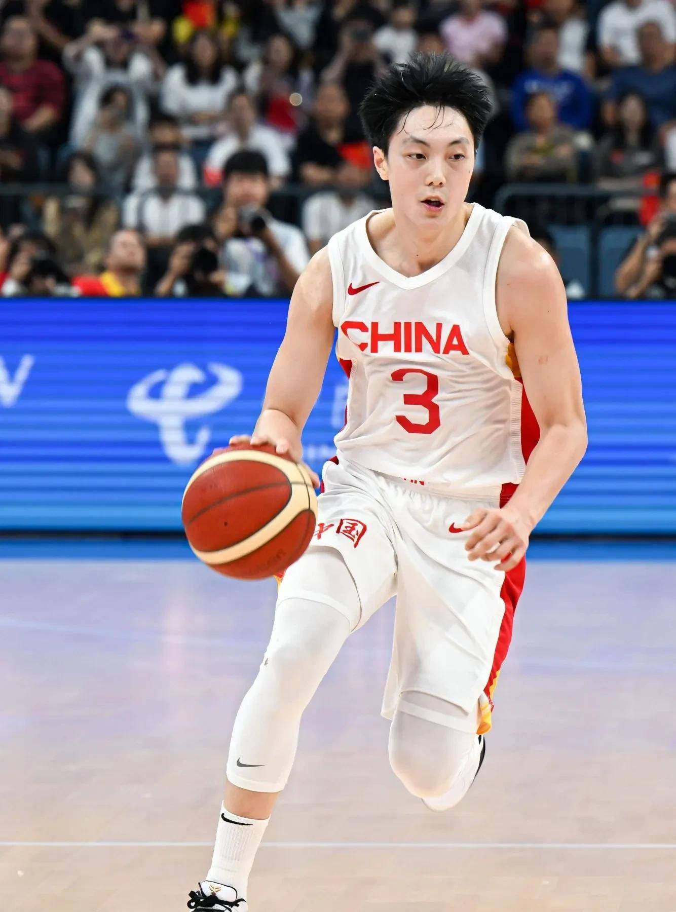 关于中国男篮将战澳大利亚中国男篮渴望时隔十年再度夺冠的信息 第2张 关于中国男篮将战澳大利亚中国男篮渴望时隔十年再度夺冠的信息 第2张