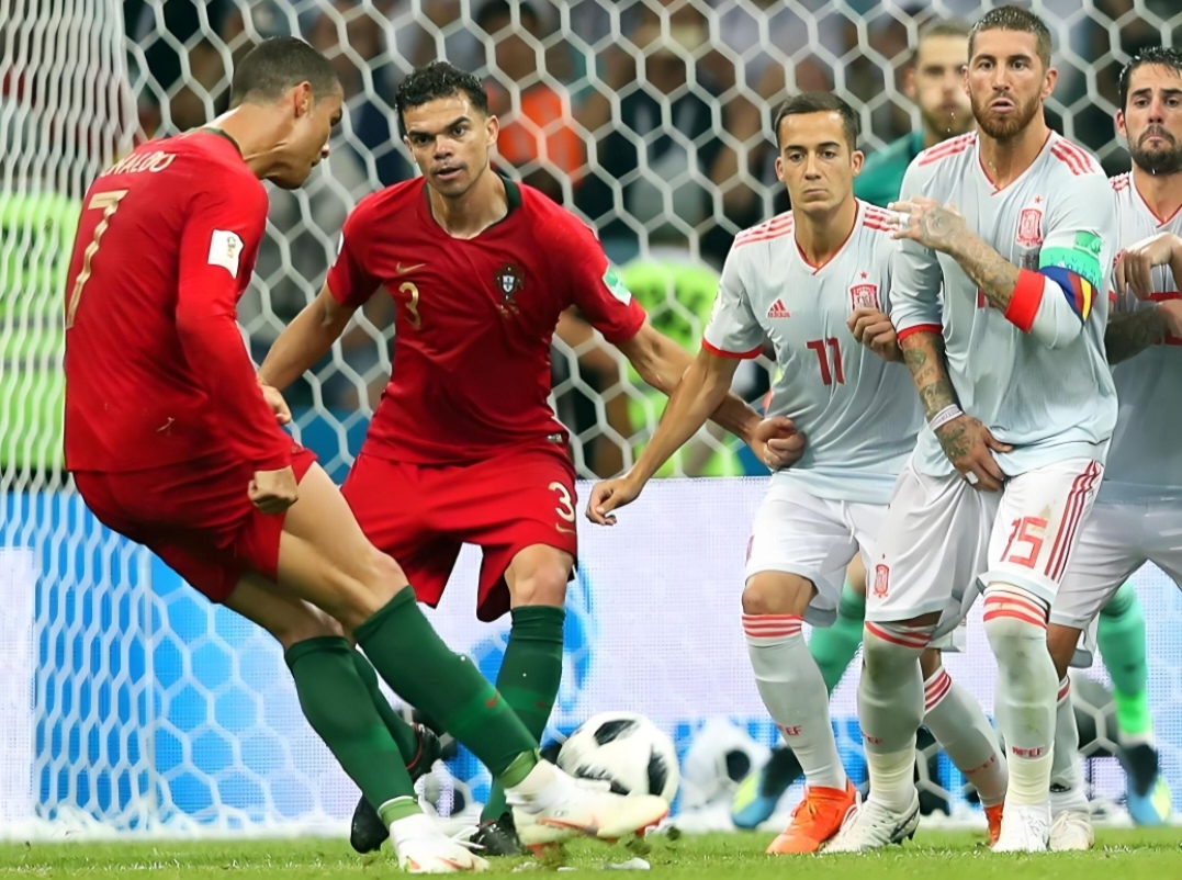 梅西世俱杯进6球和贝尔本泽马持平只落后C罗1球的简单介绍 第1张 梅西世俱杯进6球和贝尔本泽马持平只落后C罗1球的简单介绍 第1张