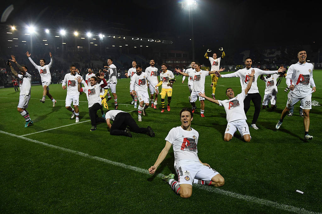 西甲赫罗纳vs巴列卡诺前瞻分析两队开启新赛季征程的简单介绍 第1张 西甲赫罗纳vs巴列卡诺前瞻分析两队开启新赛季征程的简单介绍 第1张