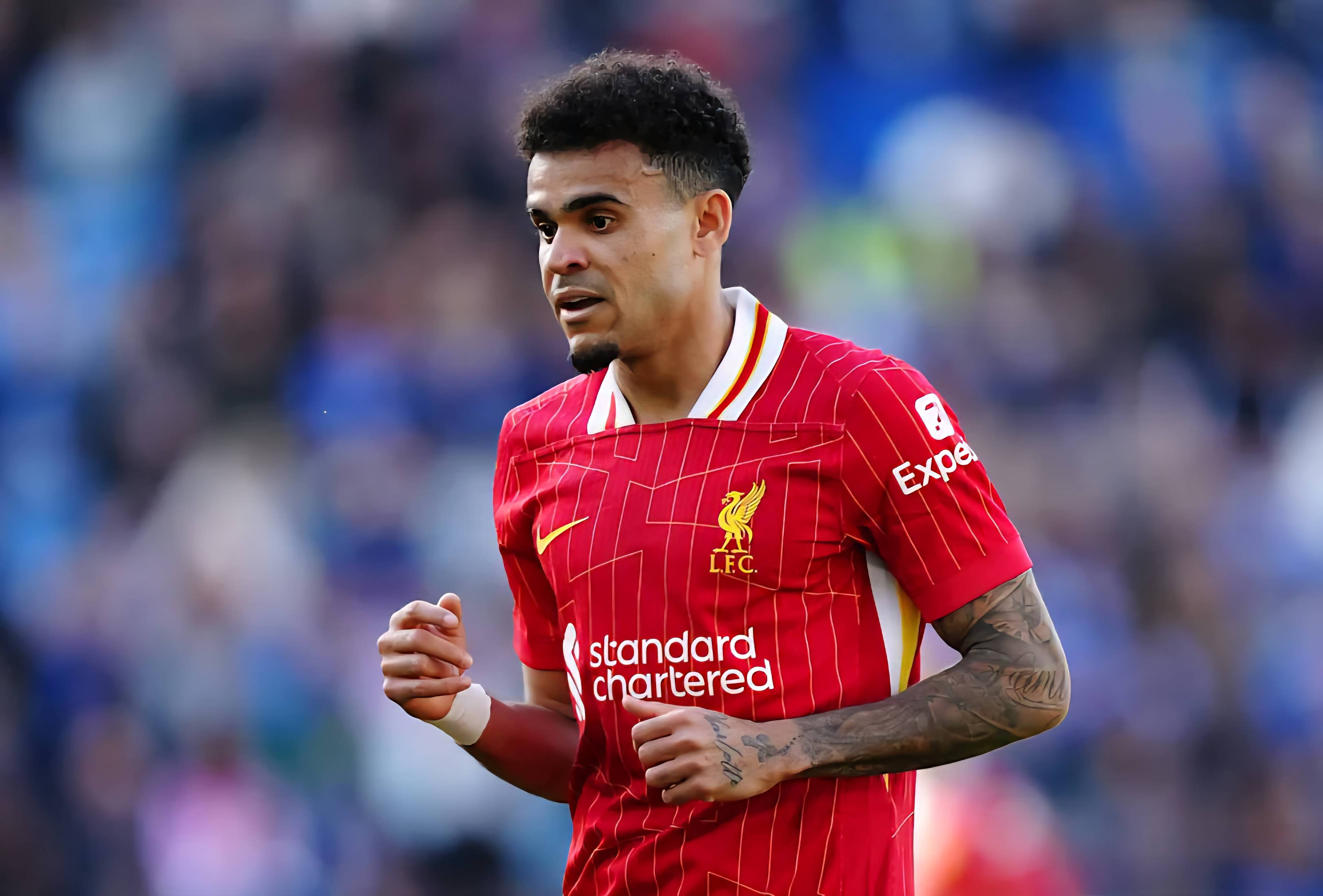 包含友谊赛拜仁2-1草蜢卡尔、阿萨雷破门迪亚斯失单刀的词条