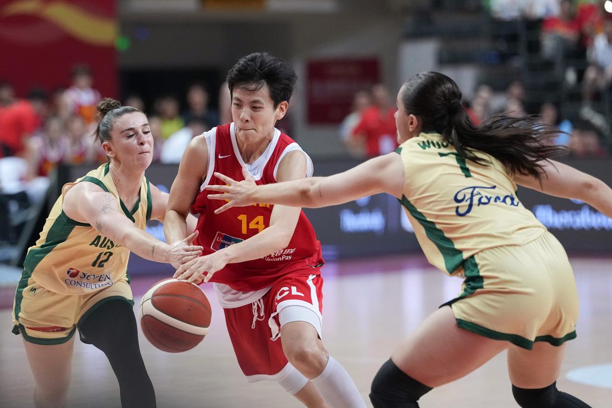 中国女篮晋级大运会四强半决赛将对阵波兰队  第1张