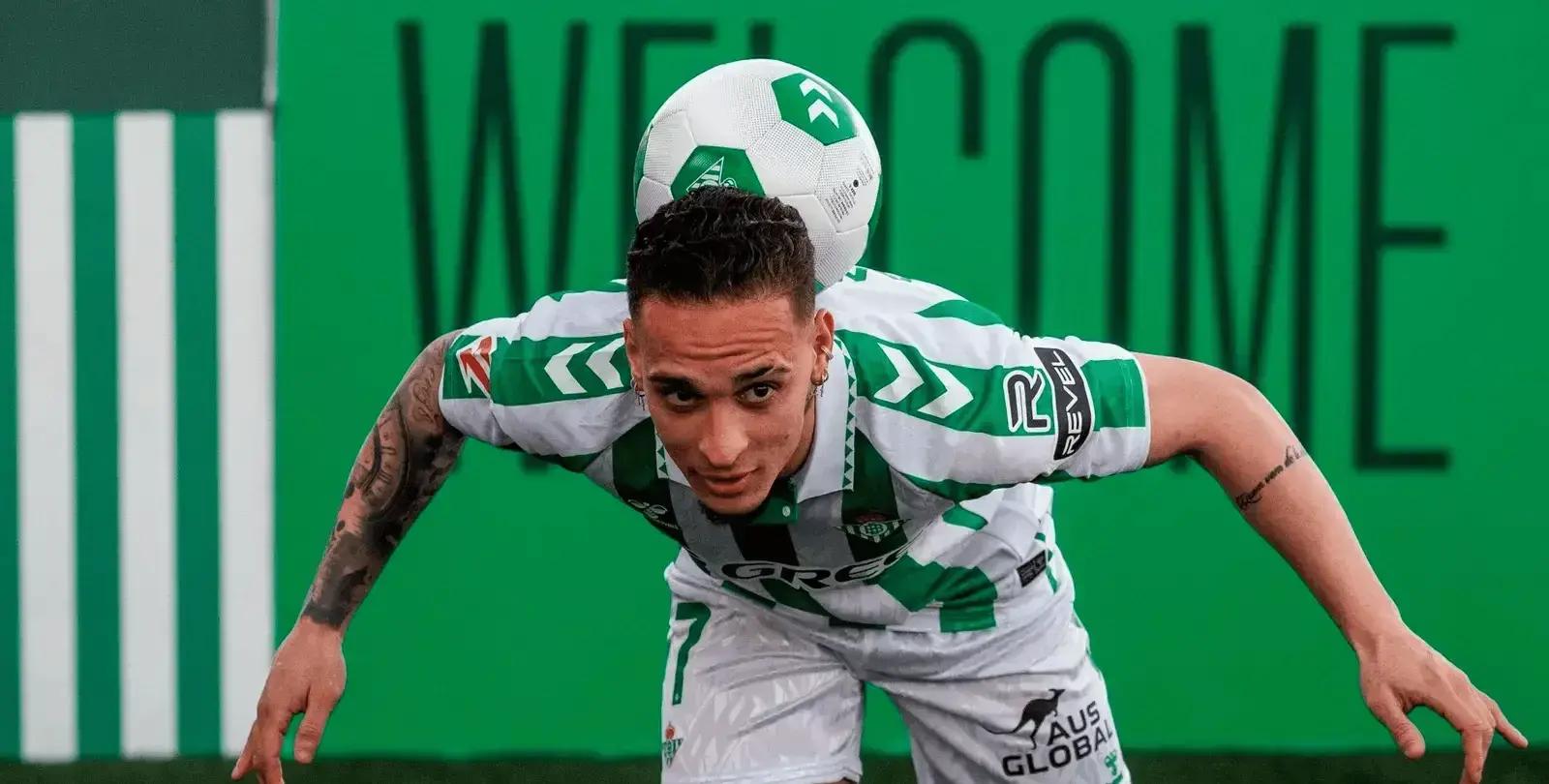 关于安东尼愿意降薪加盟皇家贝蒂斯曼联希望出售球员的信息 第1张 关于安东尼愿意降薪加盟皇家贝蒂斯曼联希望出售球员的信息 第1张