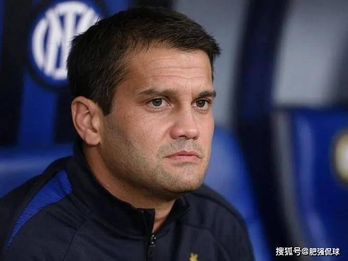 国米邀请法布雷加斯执教备选是齐沃和维埃拉的简单介绍  第2张