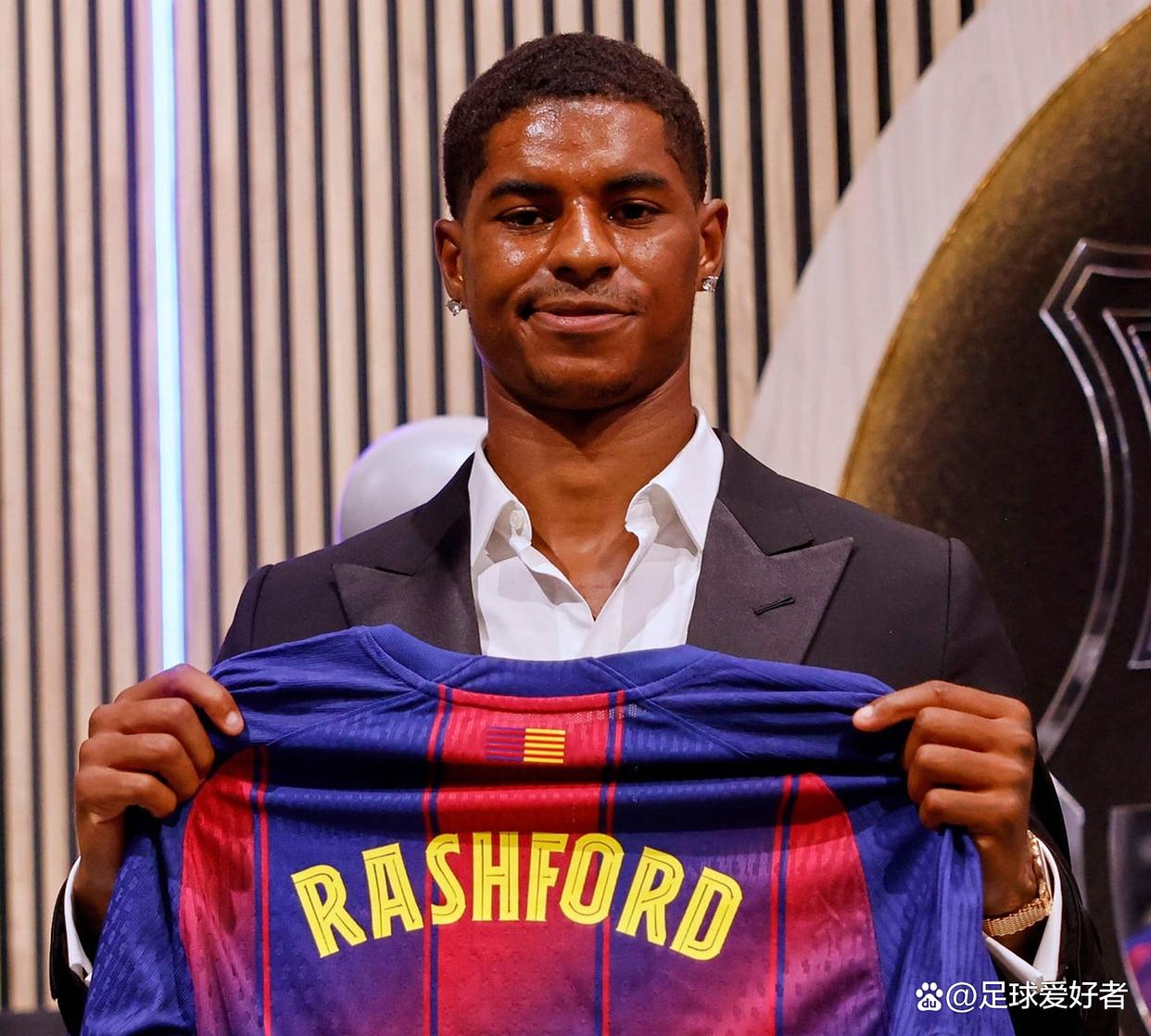 包含曝拉什福德优先考虑转会国外已不在曼联计划之内的词条